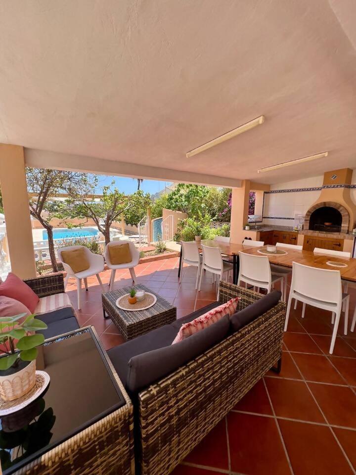קלפה Relaxdiversion En Villa Piscina Bbq Y Cocina Ext מראה חיצוני תמונה
